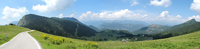 Tremalzo - Nordrampe oben Pano Landschaft