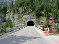 Fedaia - Ostrampe unten Tunnel 2010