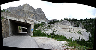 Falzarego - Südrampe Mitte Tunnel Pano