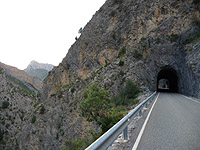Jou - Westrampe unten Tunnel nah
