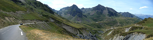 Tourmalet - Westrampe oben Blick ins Tal Pano