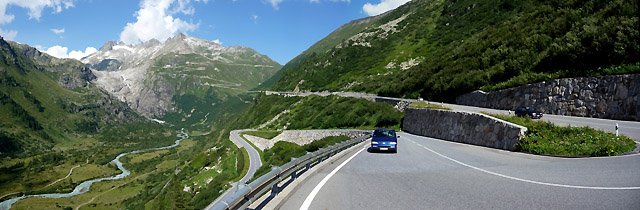 Furka - Westrampe unten Pano Blick zurück