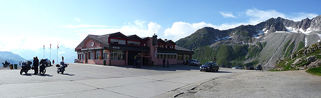 Nufenen - Passhöhe Pano Restaurant