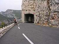 Illoire - Ostrampe Mitte Tunneleinfahrt Westen