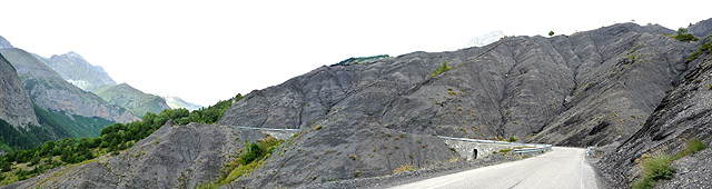 Cayolle - Südrampe unten Felsenlandschaft Pano