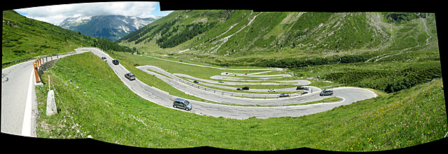 Splügen - Nordrampe oben Kehren Panorama