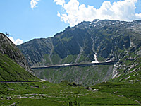 St. Gotthard - Südrampe oben Blick auf Galerie