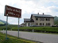 Razzo - Passschild und Rifugio