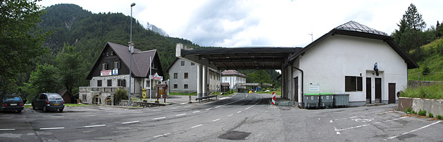 Predil - Passhöhe Zollstation Pano