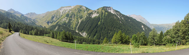 Solude - Westrampe oben Blick auf Berge