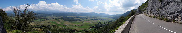 Chau - Ostrampe oben Talblick Pano