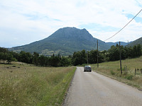 Linas - Nordrampe Mitte Blick auf Berg