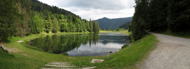 Morgins - Passhöhe See Pano