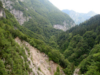 Lumiei - Oben Brücke Blick in Schlucht nach Osten