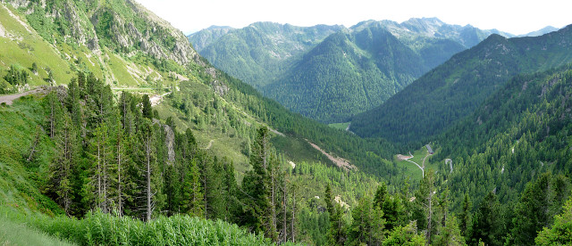 Manghen - Südrampe oben Landschaft Pano