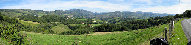 Urkiaga - Nordrampe Mitte Landschaft Pano