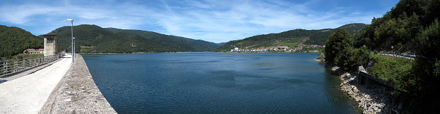 Urkiaga - Südrampe unten See Panorama