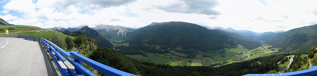 Pierre-Martin - Südrampe oben Talblick Panorama schmal