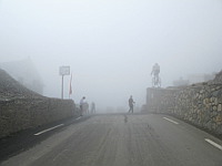 Tourmalet - Passhöhe 2014 im Nebel