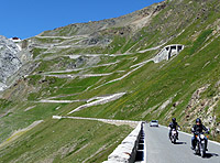 Stilfser - Nordrampe Blick auf Passstation