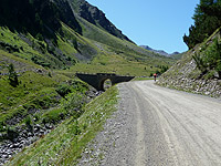 Umbrail - Nordrampe Mitte Brücke von unten